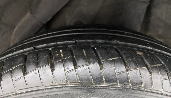 2018 Hyundai Verna 1.6 VTVT SX O, Petrol, Manual, 13,409 km, Left Rear Tyre Tread