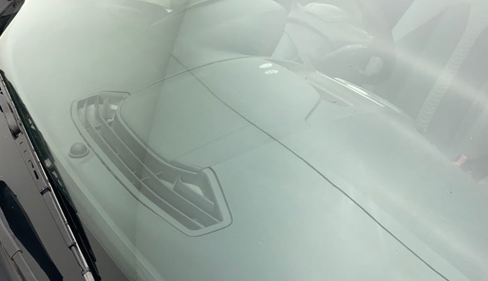 2016 Ford Ecosport 1.0 TREND+ (ECOBOOST), Petrol, Manual, 59,612 km, Front windshield - Minor spot on windshield