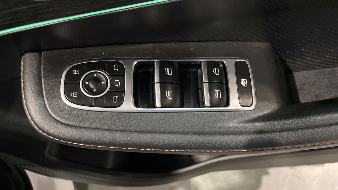 2023 Chery Omoda 5 Ex (high Version), Automatic, 31612 km, Drivers Side Door Panel Controls
