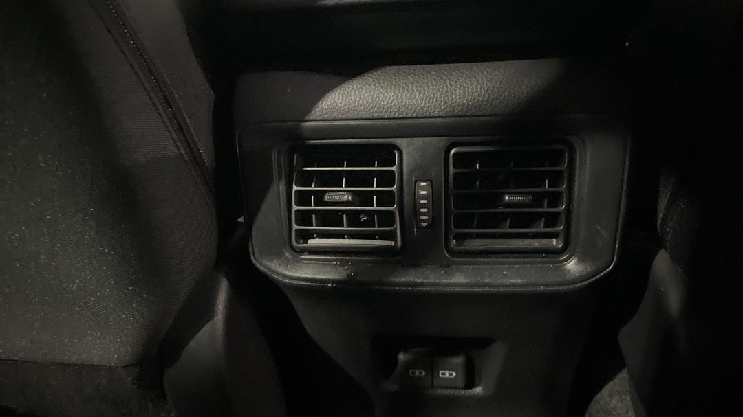 2023 Toyota RAV4 Gx (AWD) Hybrid, Automatic, 46424 km, Rear A/C Vent