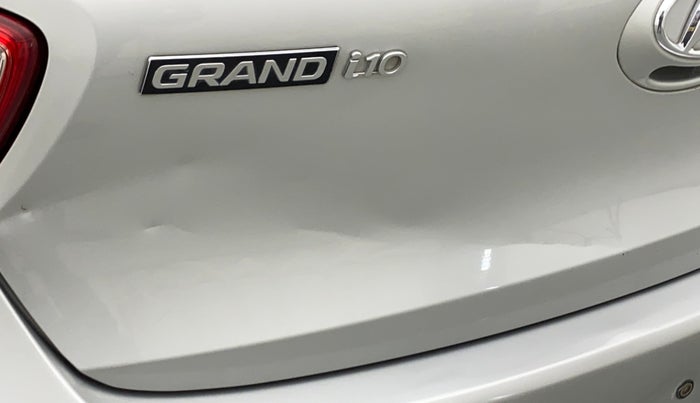 2016 Hyundai Grand i10 MAGNA AT 1.2 KAPPA VTVT, Petrol, Automatic, 63,382 km, Dicky (Boot door) - Slightly dented