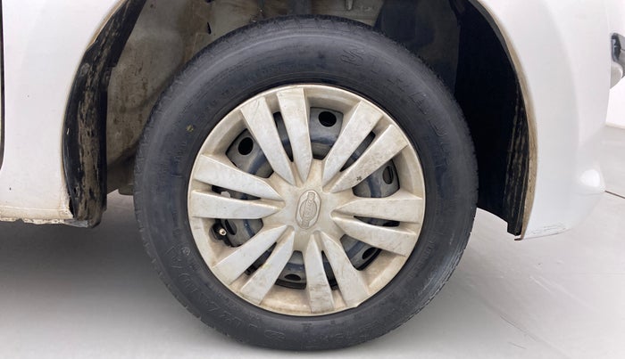 2014 Datsun Go T, Petrol, Manual, 65,551 km, Right Front Wheel