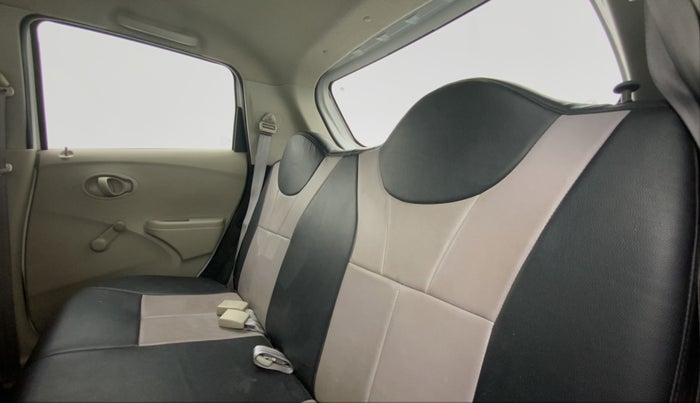 2014 Datsun Go T, Petrol, Manual, 65,551 km, Right Side Rear Door Cabin