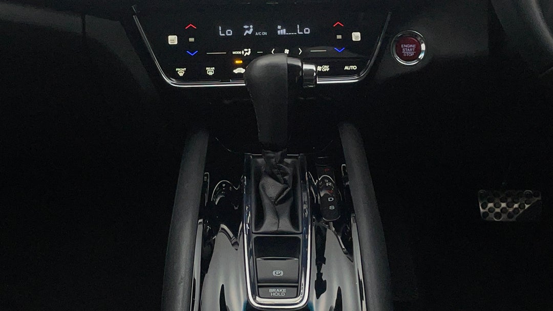 2017 Honda HR-V Vti-l, Automatic, 105990 km, Gear Lever 