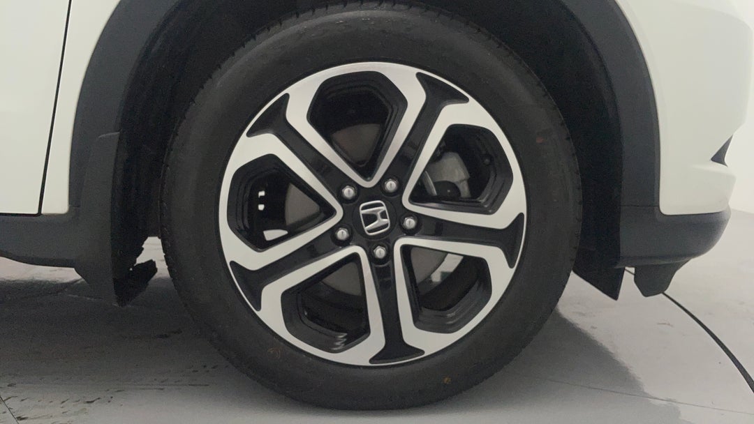 2017 Honda HR-V Vti-l, Automatic, 105990 km, Right Front Wheel