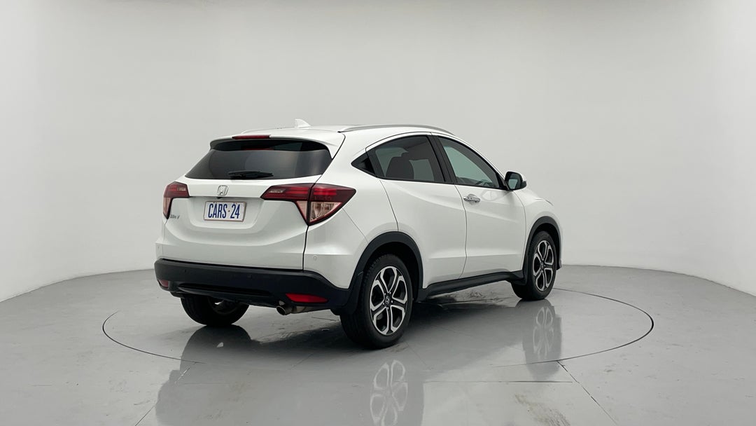 2017 Honda HR-V Vti-l, Automatic, 105990 km, Right Back Diagonal (45- Degree) View