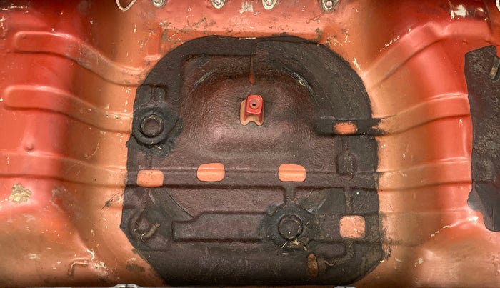 2010 Maruti Wagon R VXI, Petrol, Manual, 92,134 km, Boot floor - Slight discoloration