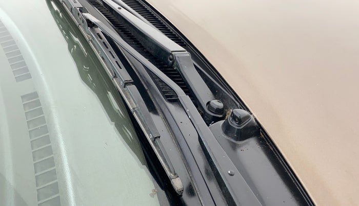 2011 Maruti Zen Estilo LXI, Petrol, Manual, 47,090 km, Front windshield - Wiper nozzle not functional