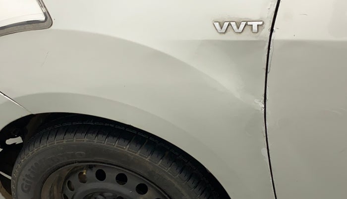 2014 Maruti Ertiga VXI, Petrol, Manual, 1,22,054 km, Left fender - Slightly dented