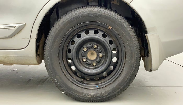 2014 Maruti Ertiga VXI, Petrol, Manual, 1,22,054 km, Left Rear Wheel