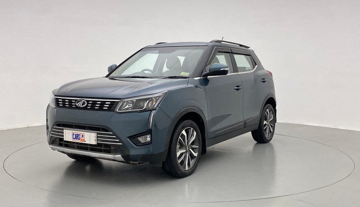 2020 Mahindra XUV300 W8 (O) DIESEL  AT, Diesel, Automatic, 15,573 km, Left Front Diagonal