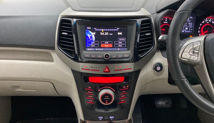 2020 Mahindra XUV300 W8 (O) DIESEL  AT, Diesel, Automatic, 15,573 km, Air Conditioner