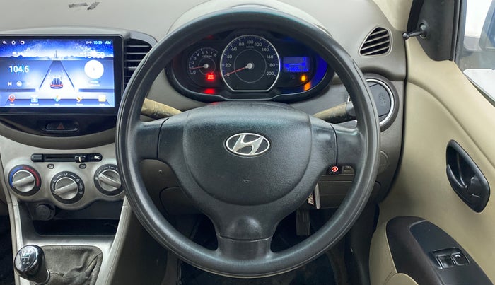2011 Hyundai i10 ERA 1.1 IRDE, CNG, Manual, 78,038 km, Steering Wheel Close Up