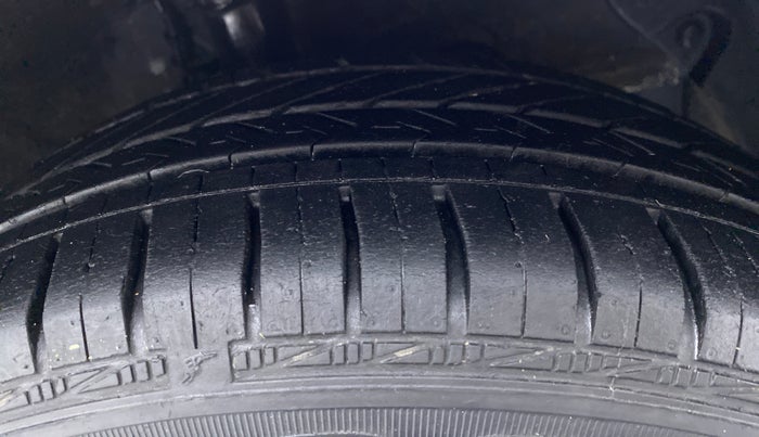 2019 Hyundai Grand i10 SPORTZ 1.2 KAPPA VTVT, Petrol, Manual, 23,279 km, Right Front Tyre Tread