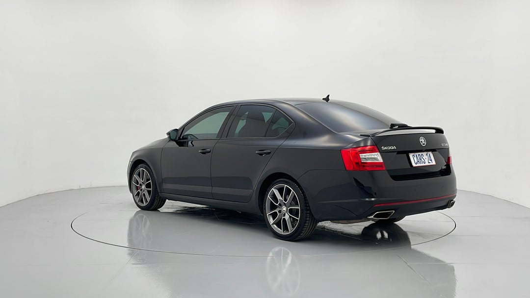 Left Back Diagonal (45- Degree) View