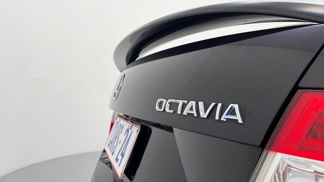 Badge (Boot Right Side)