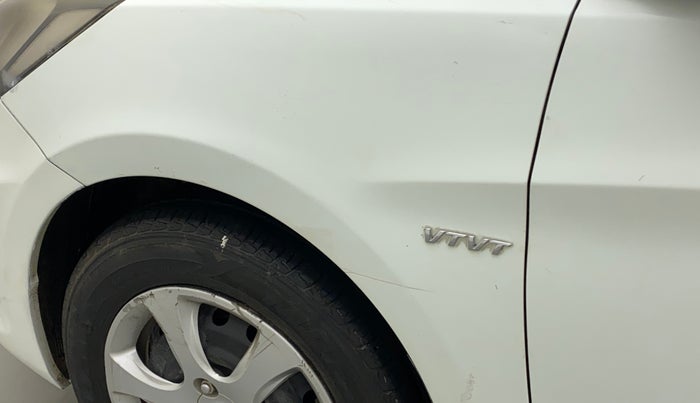 2013 Hyundai Verna FLUIDIC 1.6 VTVT EX, Petrol, Manual, 52,740 km, Left fender - Minor scratches