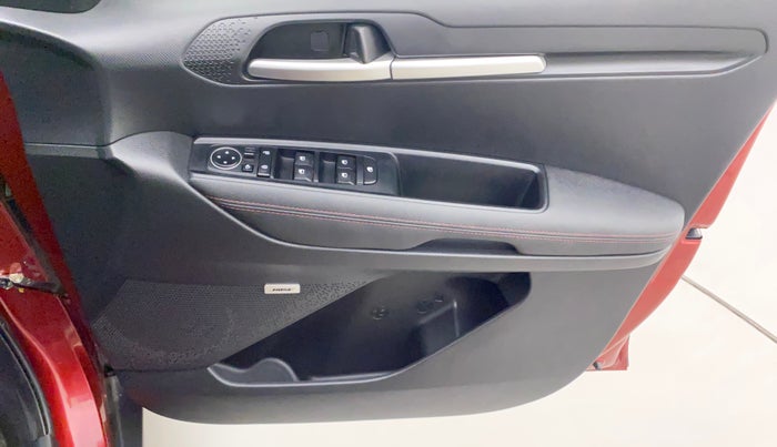 2022 KIA SONET GTX PLUS 1.0 DCT, Petrol, Automatic, 3,866 km, Driver Side Door Panels Control