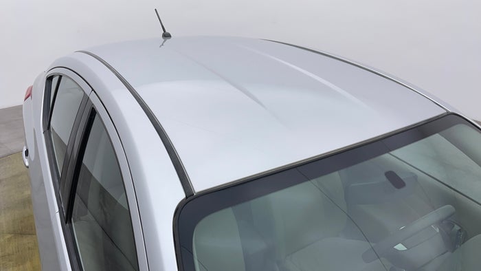 Nissan Sunny-Roof/Sunroof View