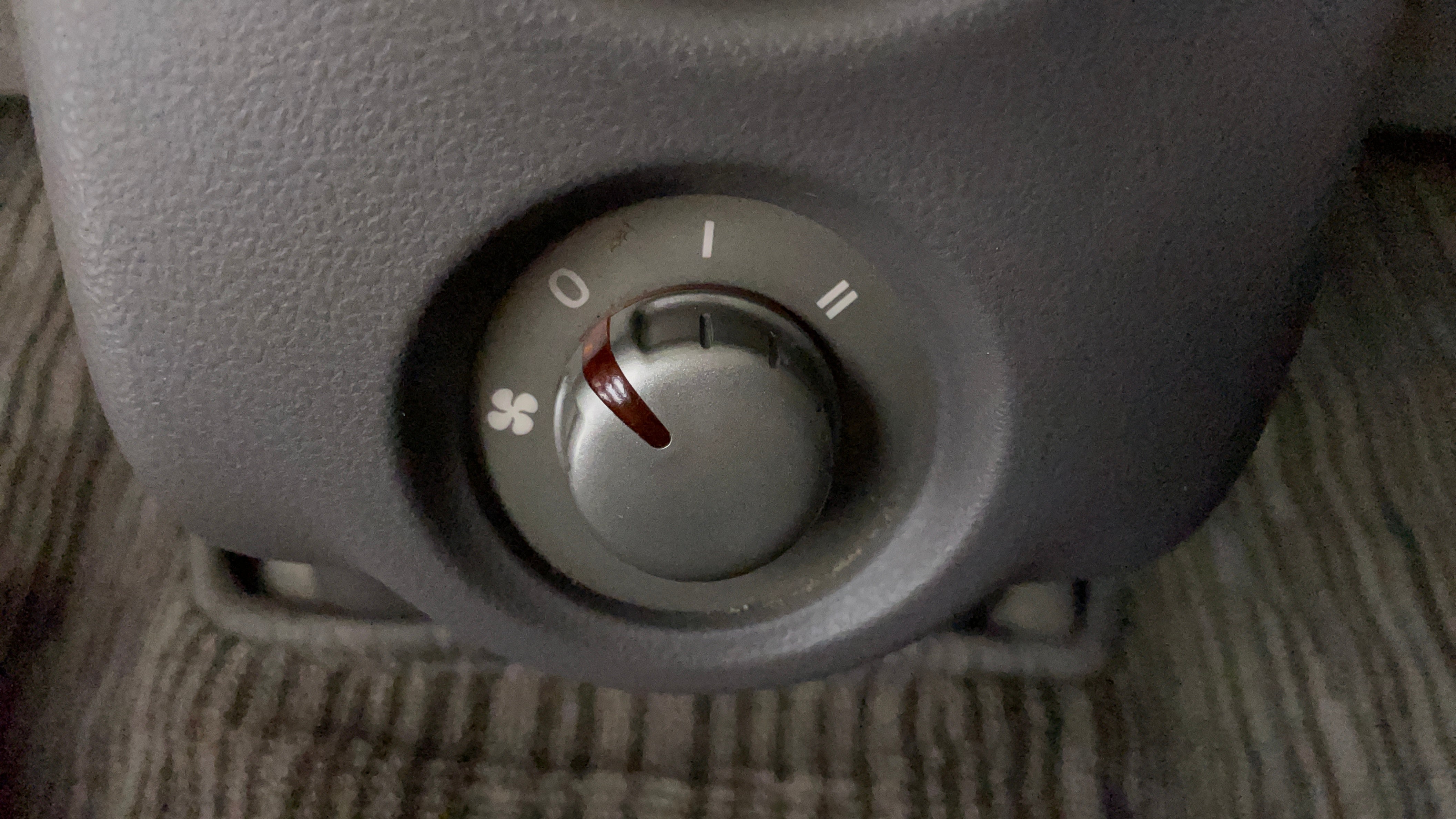 Nissan Sunny-Rear AC Temperature Control