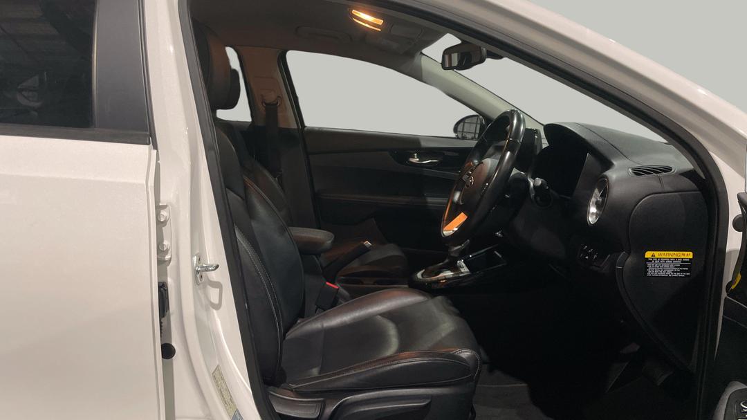 2019 Kia Cerato Sport+ Safety Pack, Automatic, 112268 km, Right Side Front Door Cabin View