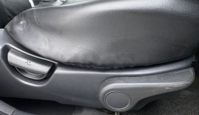 2015 Hyundai Grand i10 ASTA 1.2 (O) VTVT, Petrol, Manual, 40,236 km, Driver Side Adjustment Panel