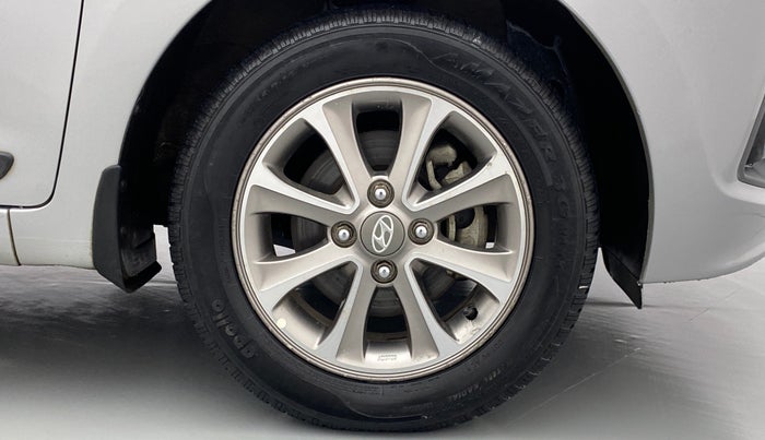 2015 Hyundai Grand i10 ASTA 1.2 (O) VTVT, Petrol, Manual, 40,236 km, Right Front Wheel