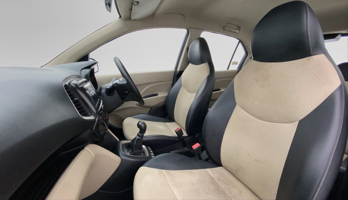 2019 Hyundai NEW SANTRO 1.1 MAGNA MT, Petrol, Manual, 18,810 km, Right Side Front Door Cabin