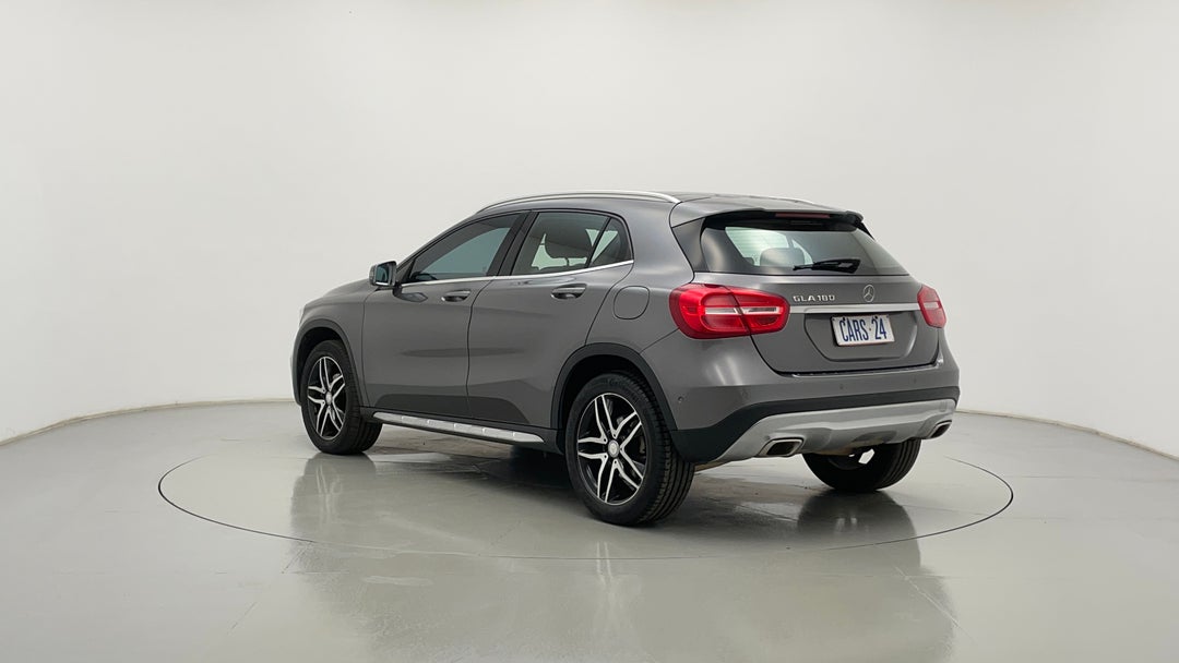 2016 Mercedes-benz GLA 180, Automatic, 105222 km, Left Back Diagonal (45- Degree) View
