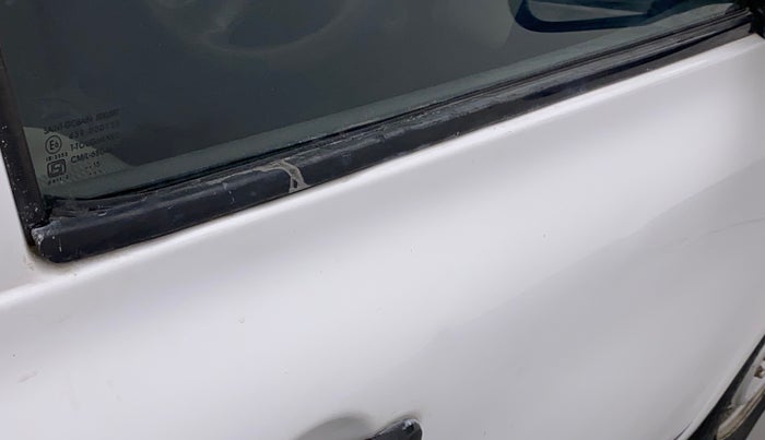 2015 Nissan Micra Active XL, Petrol, Manual, 84,913 km, Driver-side door - Weather strip has minor damage