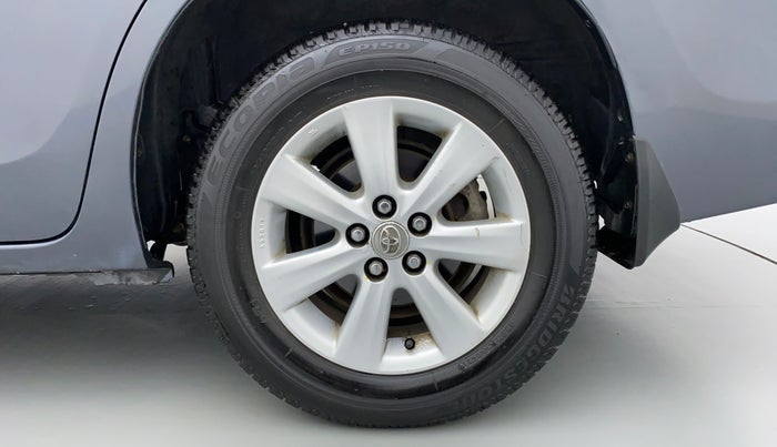 2016 Toyota Corolla Altis G, Petrol, Manual, 78,087 km, Left Rear Wheel