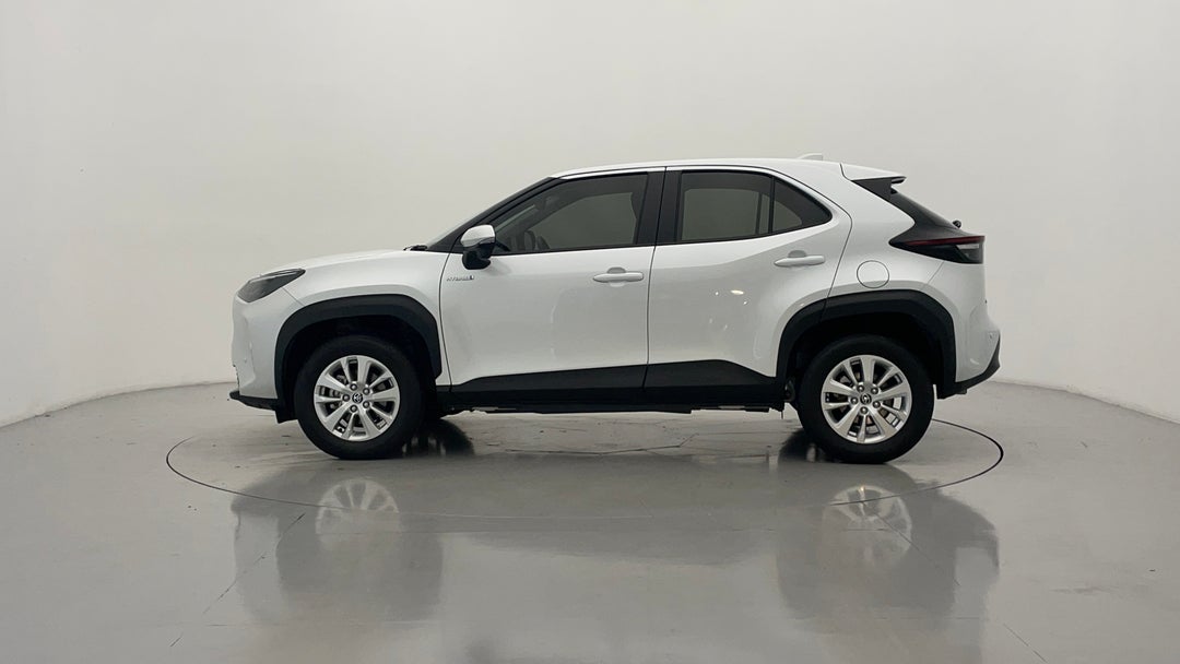 2023 Toyota Yaris Cross Gx Hybrid, Automatic, 19029 km, Left Side View
