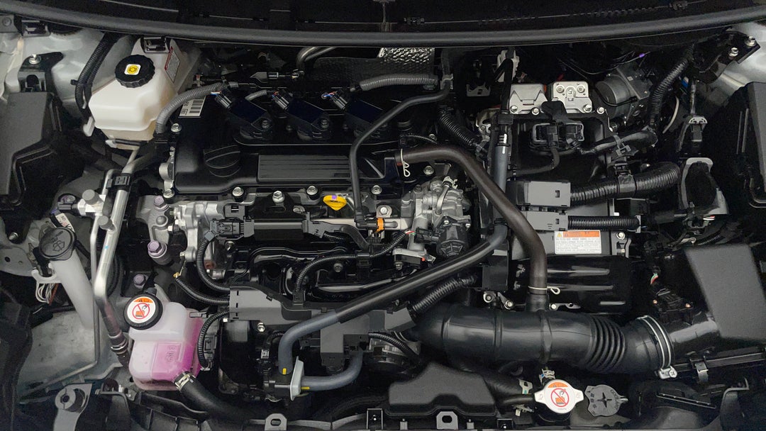 2023 Toyota Yaris Cross Gx Hybrid, Automatic, 19029 km, Open Bonnet (Engine)