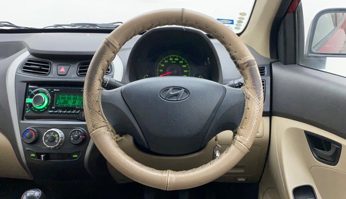 2015 Hyundai Eon ERA +, Petrol, Manual, 35,665 km, Steering Wheel Close Up