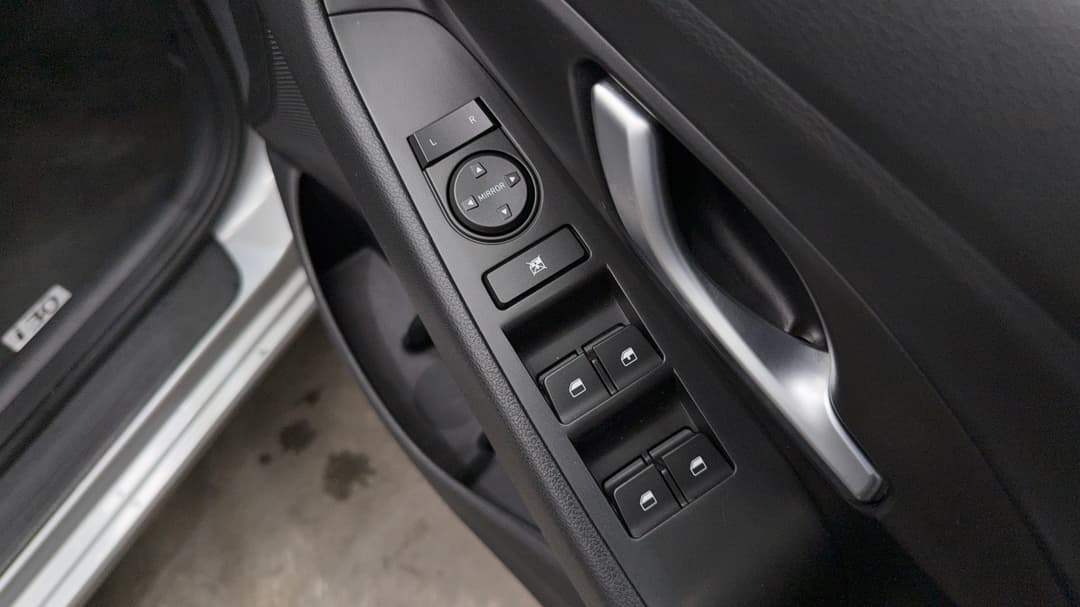 2019 Hyundai i30 Go, Automatic, 140700 km, Drivers Side Door Panel Controls