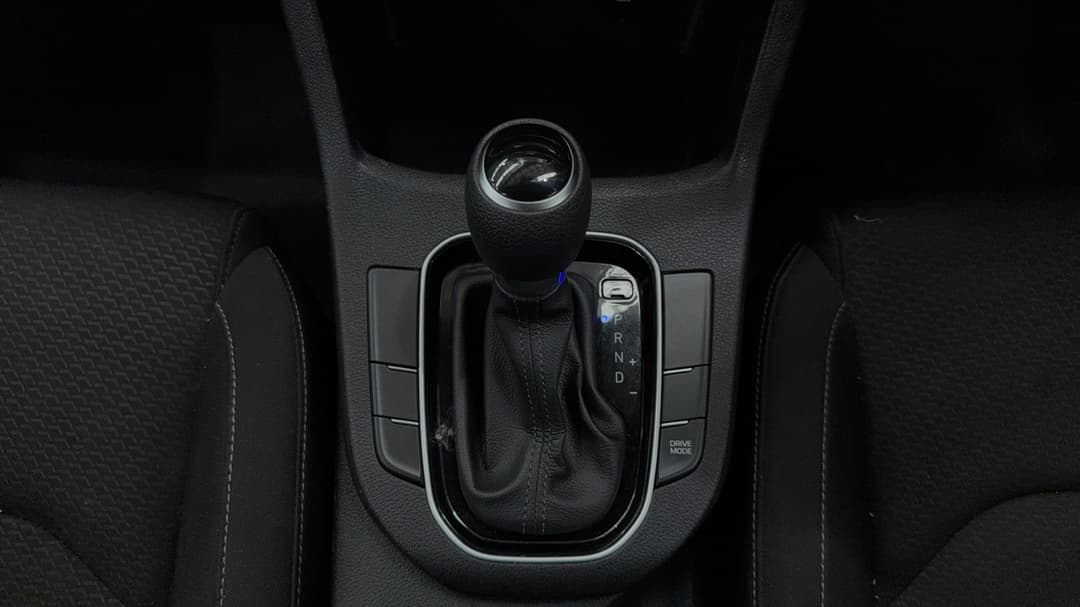 2019 Hyundai i30 Go, Automatic, 140700 km, Gear Lever 