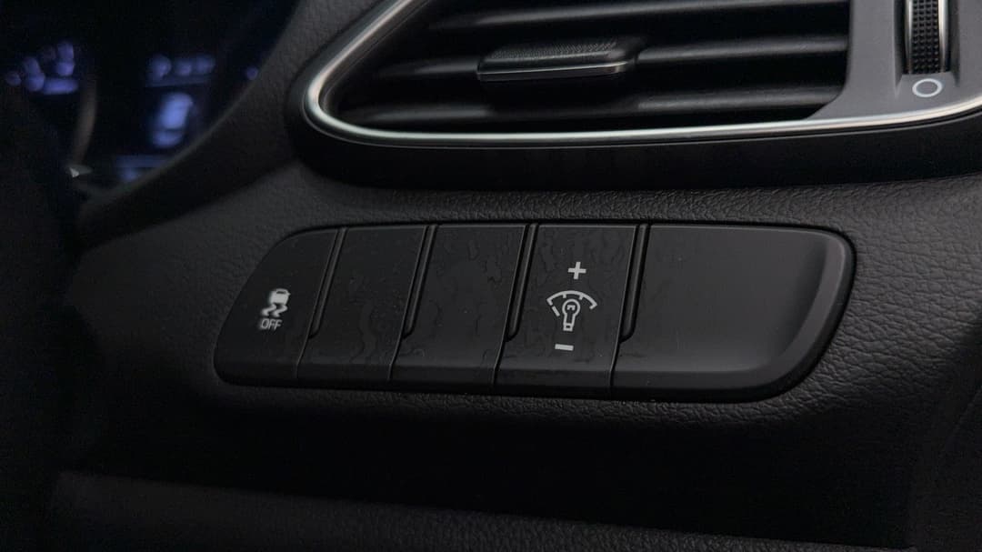 2019 Hyundai i30 Go, Automatic, 140700 km, Utility Switches/Buttons
