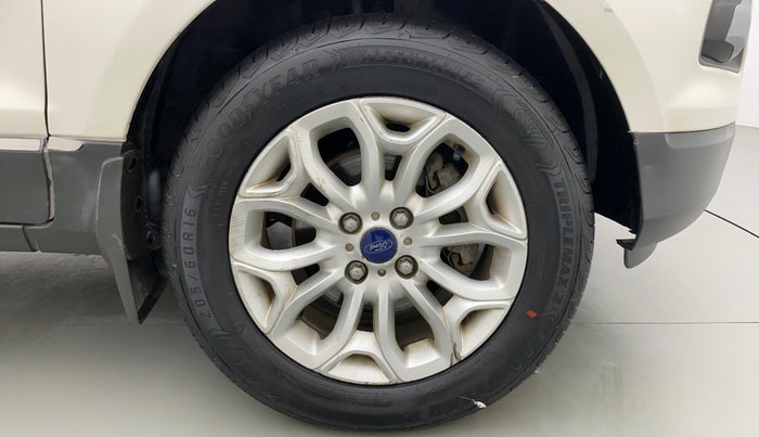 2016 Ford Ecosport 1.5 TITANIUM TI VCT, Petrol, Manual, 35,706 km, Right Front Wheel