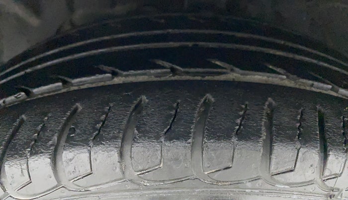 2016 Ford Ecosport 1.5 TITANIUM TI VCT, Petrol, Manual, 35,706 km, Left Front Tyre Tread