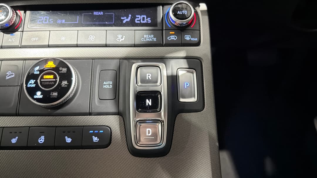 2023 Hyundai Palisade Highlander (7 Seat), Automatic, 31804 km, Gear Lever 