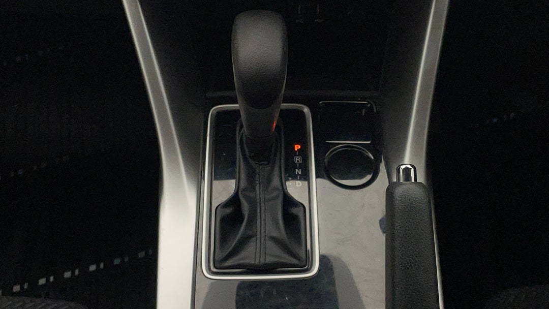 2022 Mitsubishi Eclipse Cross Es (2wd), Automatic, 69675 km, Gear Lever 