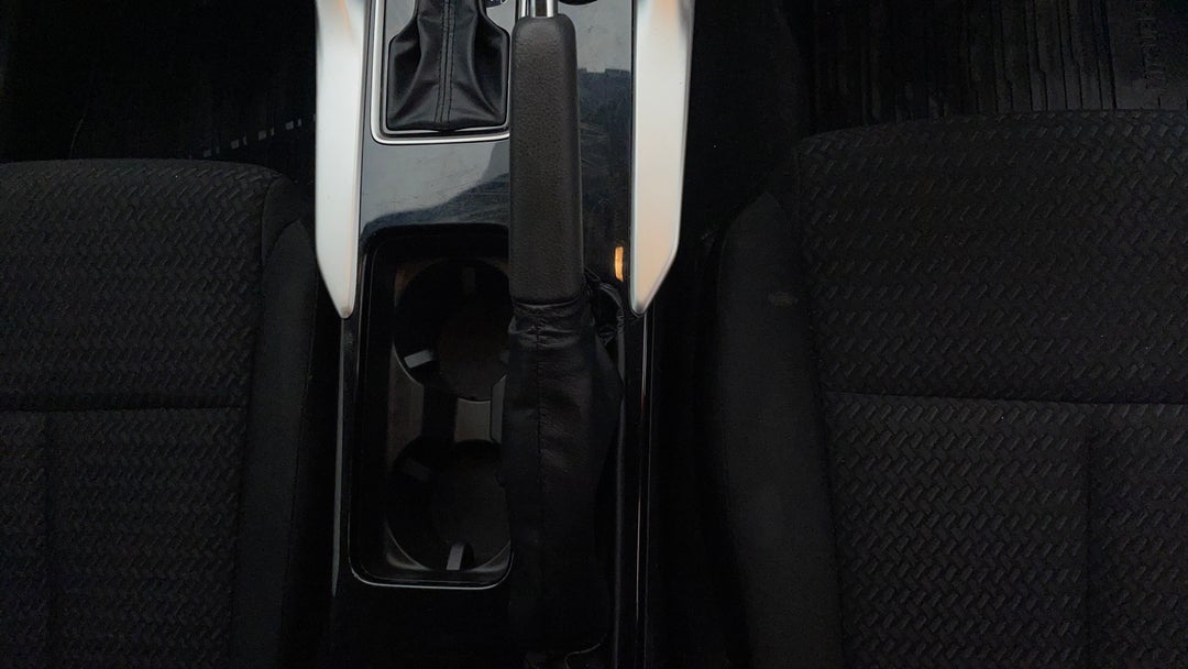 2022 Mitsubishi Eclipse Cross Es (2wd), Automatic, 69675 km, Handbrake