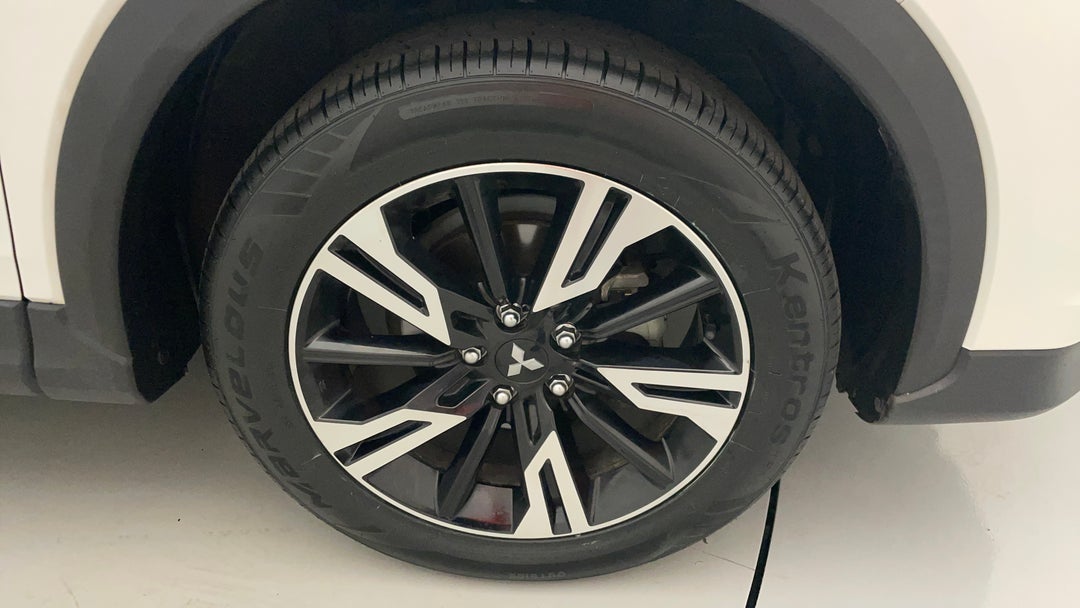 2022 Mitsubishi Eclipse Cross Es (2wd), Automatic, 69675 km, Right Front Wheel