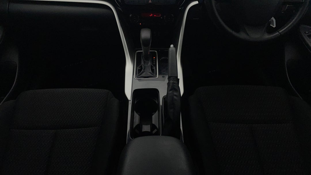 2022 Mitsubishi Eclipse Cross Es (2wd), Automatic, 69675 km, Center Console