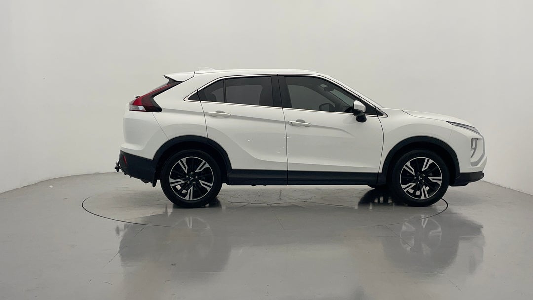 2022 Mitsubishi Eclipse Cross Es (2wd), Automatic, 69675 km, Right Side View