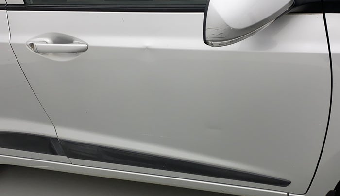 2017 Hyundai Grand i10 SPORTZ (O) 1.2 KAPPA VTVT, Petrol, Manual, 48,144 km, Driver-side door - Slightly dented