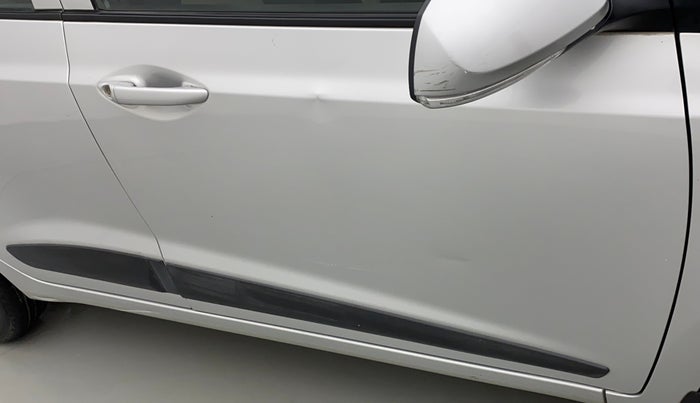 2017 Hyundai Grand i10 SPORTZ (O) 1.2 KAPPA VTVT, Petrol, Manual, 48,144 km, Driver-side door - Minor scratches