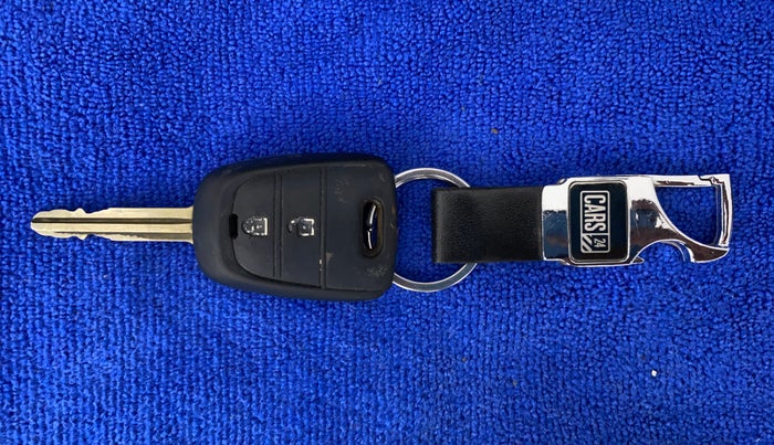 2017 Hyundai Grand i10 SPORTZ (O) 1.2 KAPPA VTVT, Petrol, Manual, 48,144 km, Key Close Up