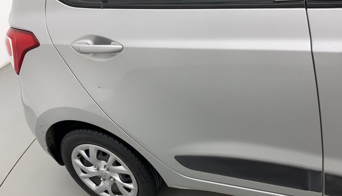 2017 Hyundai Grand i10 SPORTZ (O) 1.2 KAPPA VTVT, Petrol, Manual, 48,144 km, Right rear door - Slightly dented