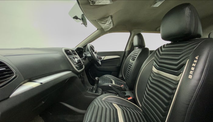 2018 Maruti Vitara Brezza LDI, Diesel, Manual, 89,047 km, Right Side Front Door Cabin
